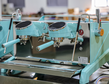 Ekspres do kawy kolbowy z 2 bojlerami Raptor 2GR Mint